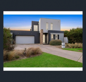 St Georges Luxury Beach House